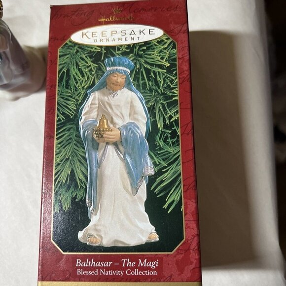 Hallmark Keepsake Ornament Balthasar The Magi Blessed Nativity Collection 1999‎ - Picture 5 of 6